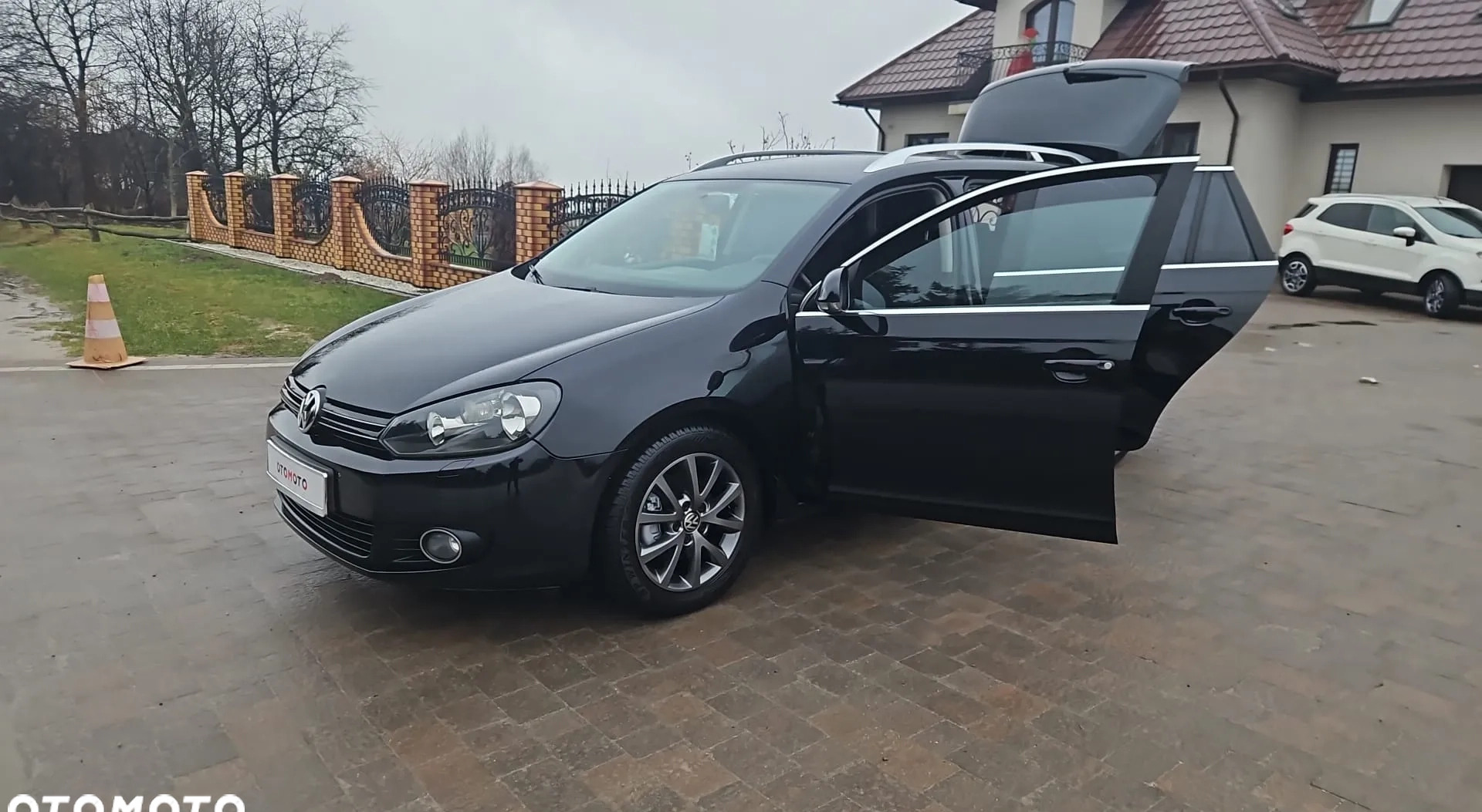 Volkswagen Golf cena 23900 przebieg: 179000, rok produkcji 2010 z Murowana Goślina małe 211